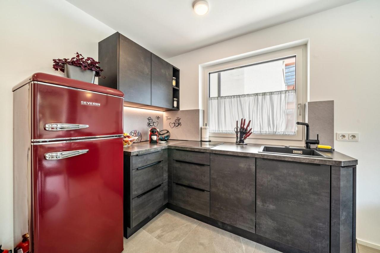 Apartment Il Cuore Rosso นาตูร์โน ภายนอก รูปภาพ