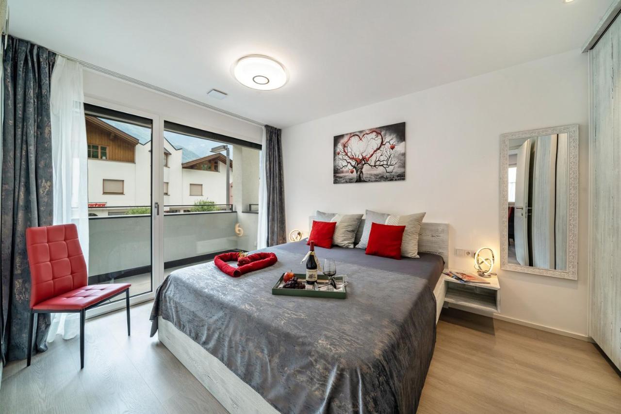 Apartment Il Cuore Rosso นาตูร์โน ภายนอก รูปภาพ